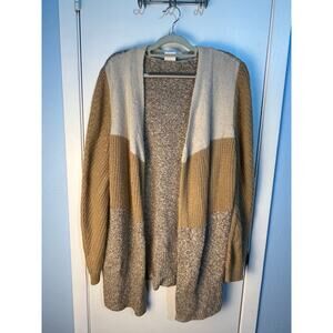 Daytrip Cardigan Chunky Knit Sweater Large Tan Granny Core Cozy Office Fall